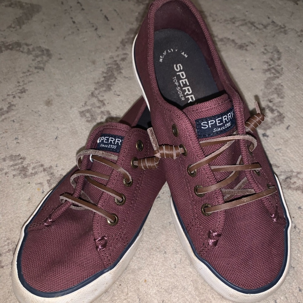 Women’s Sperry slip on
